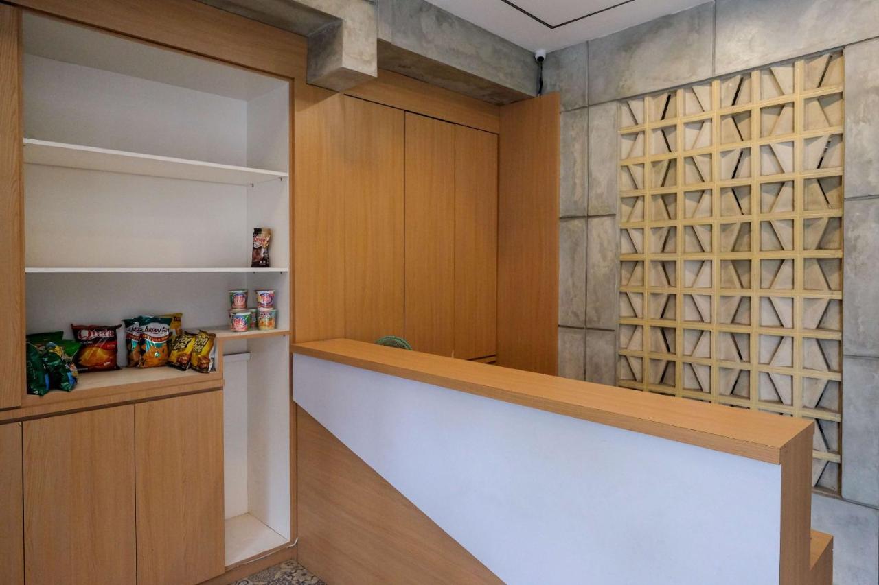 Urbanview Hotel Syariah Artamara Tegal By Reddoorz Buitenkant foto