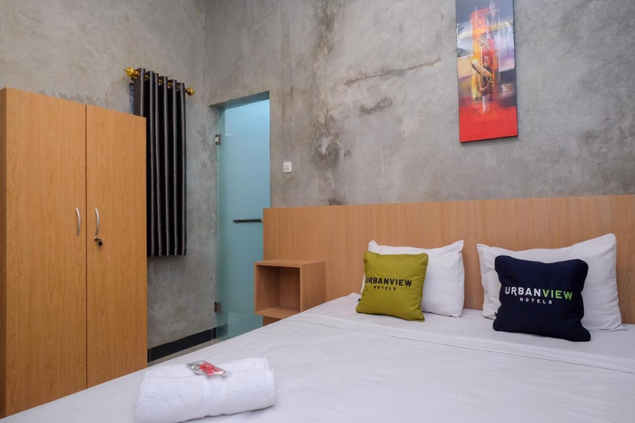 Urbanview Hotel Syariah Artamara Tegal By Reddoorz Buitenkant foto